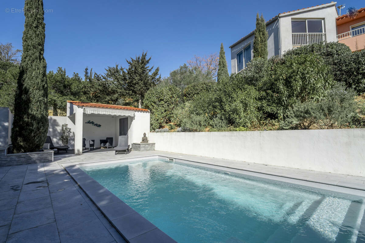 Dpt Aude (11), à vendre NARBONNE maison P7 de 232 m² - Terrain de 1 065,00 m² - photo 19
