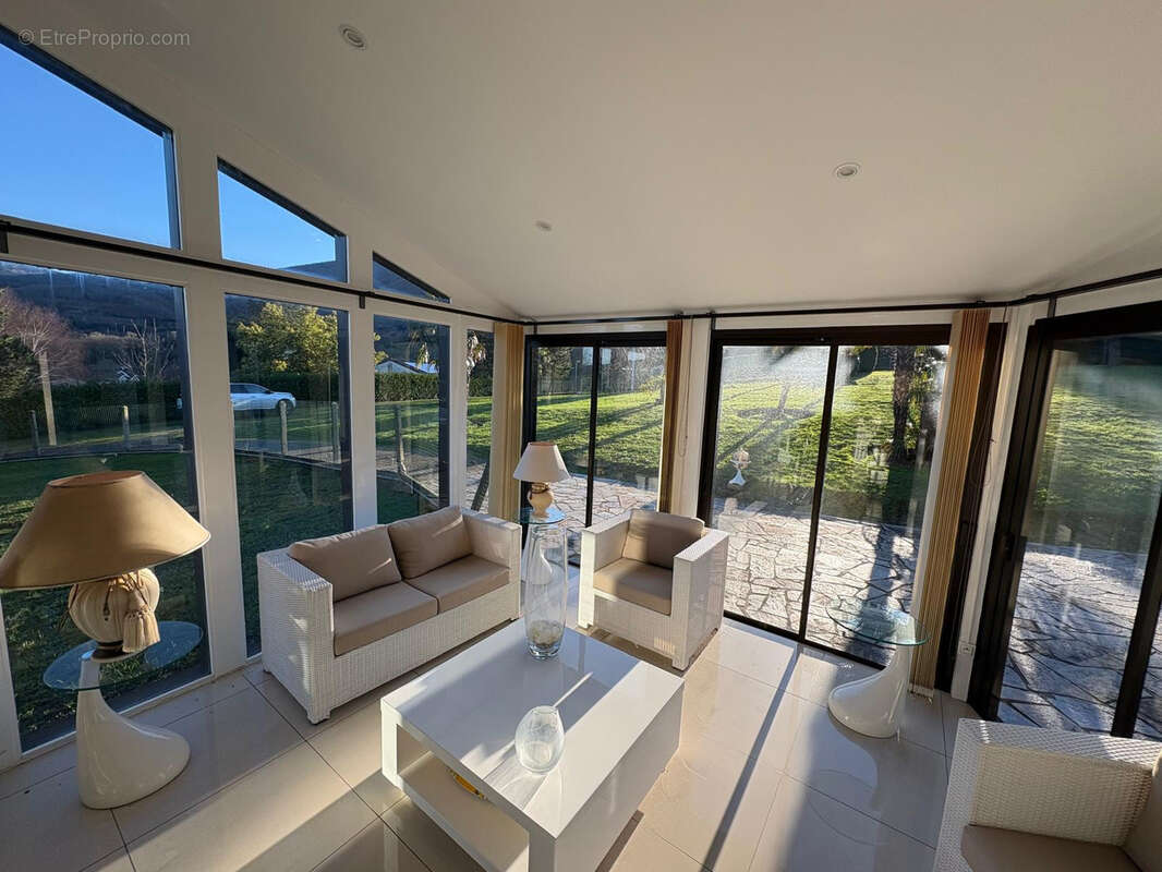 Maison à SAINT-AMANS-SOULT