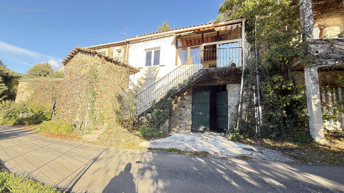 Maison à SAINT-SEBASTIEN-D'AIGREFEUILLE