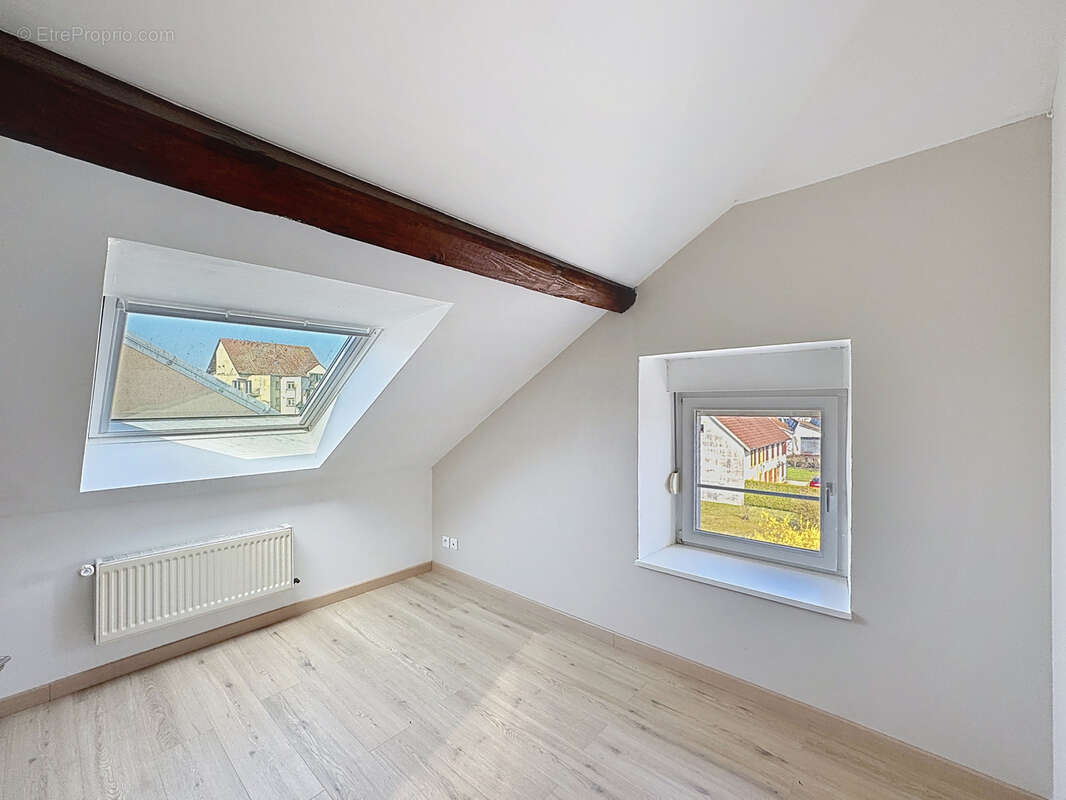 Appartement à VALDOIE