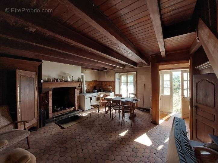 Maison à COUDEVILLE-SUR-MER