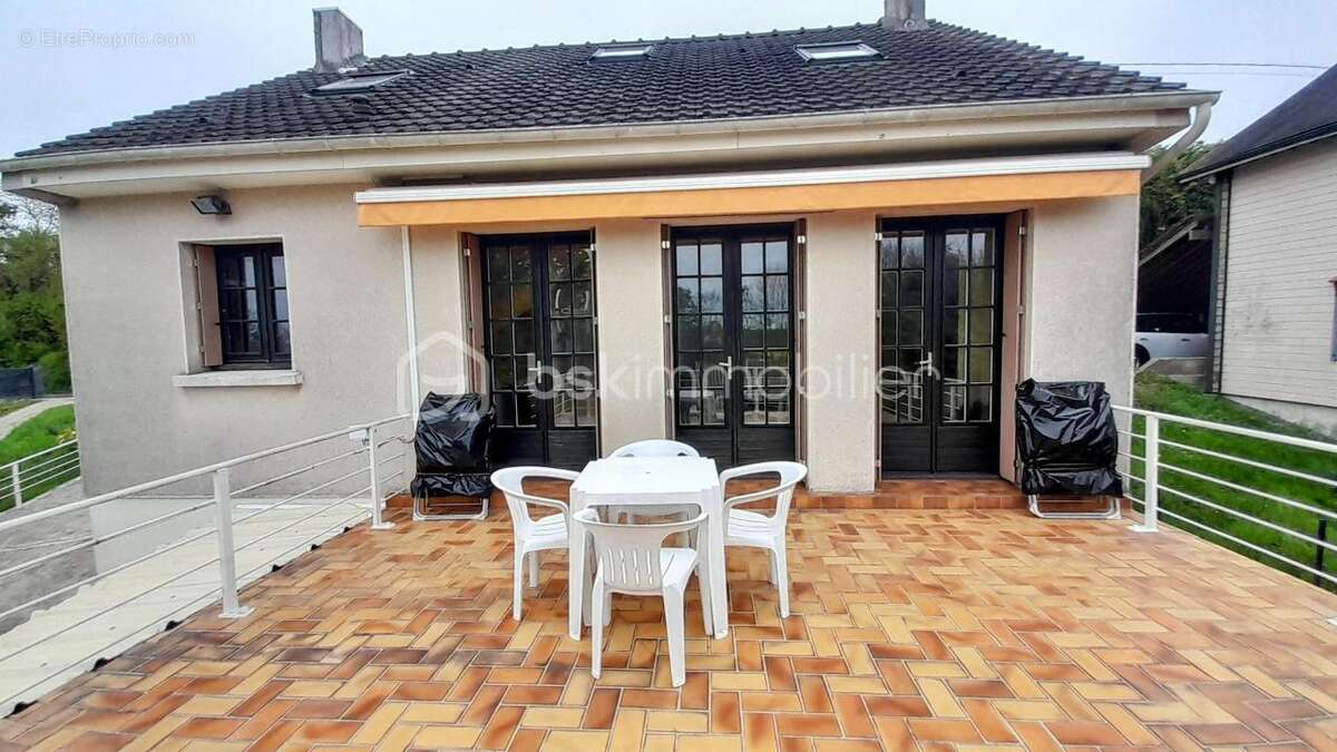 Maison à CHALIFERT