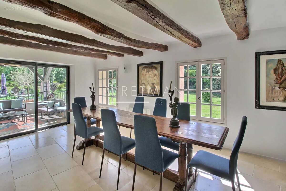 Maison à CALLIAN