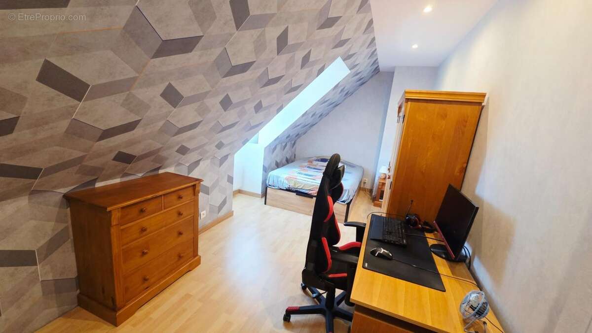 Maison 6 pièces / 111 m² / 298 000 EUR / CAMBLAIN-L'ABBE - photo 14