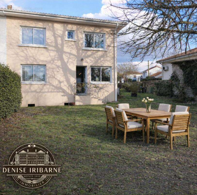 Maison à SAINT-MEDARD-EN-JALLES