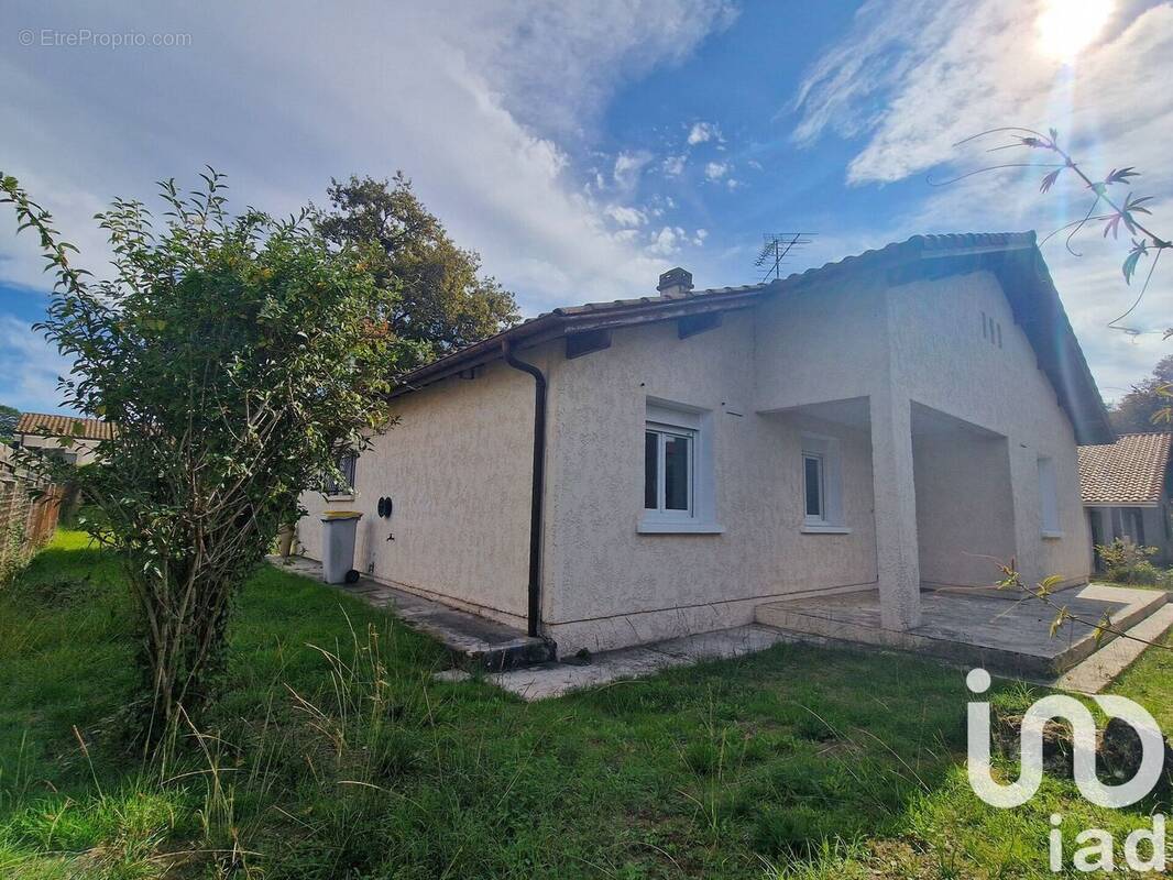 Photo 1 - Maison à SAINT-PIERRE-DU-MONT