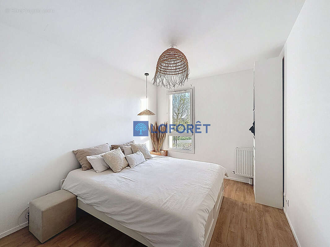 Appartement à SAINT-PIERRE-DU-PERRAY