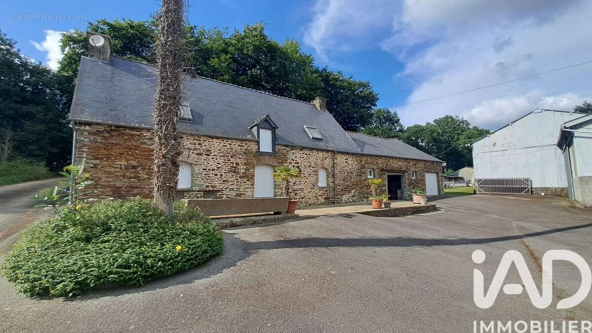 Photo 5 - Maison à SAINT-CARADEC