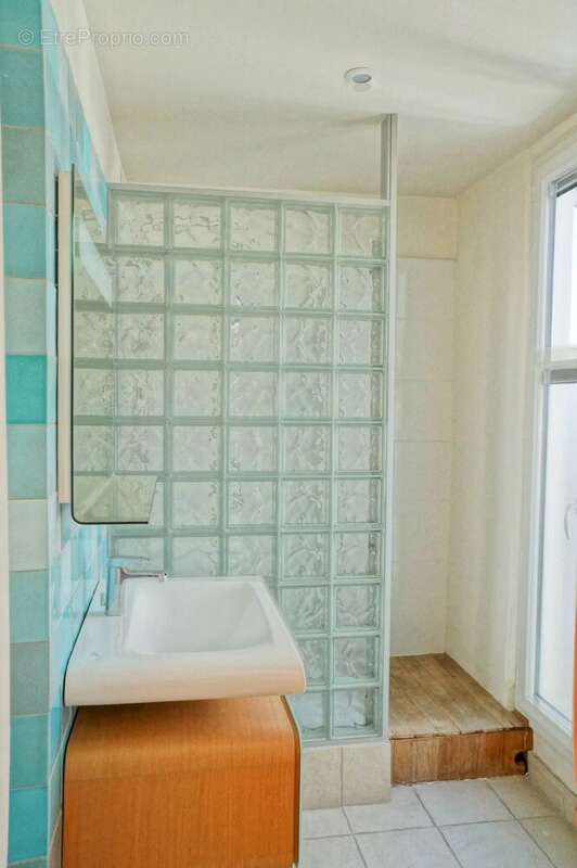 Appartement à PARIS-12E