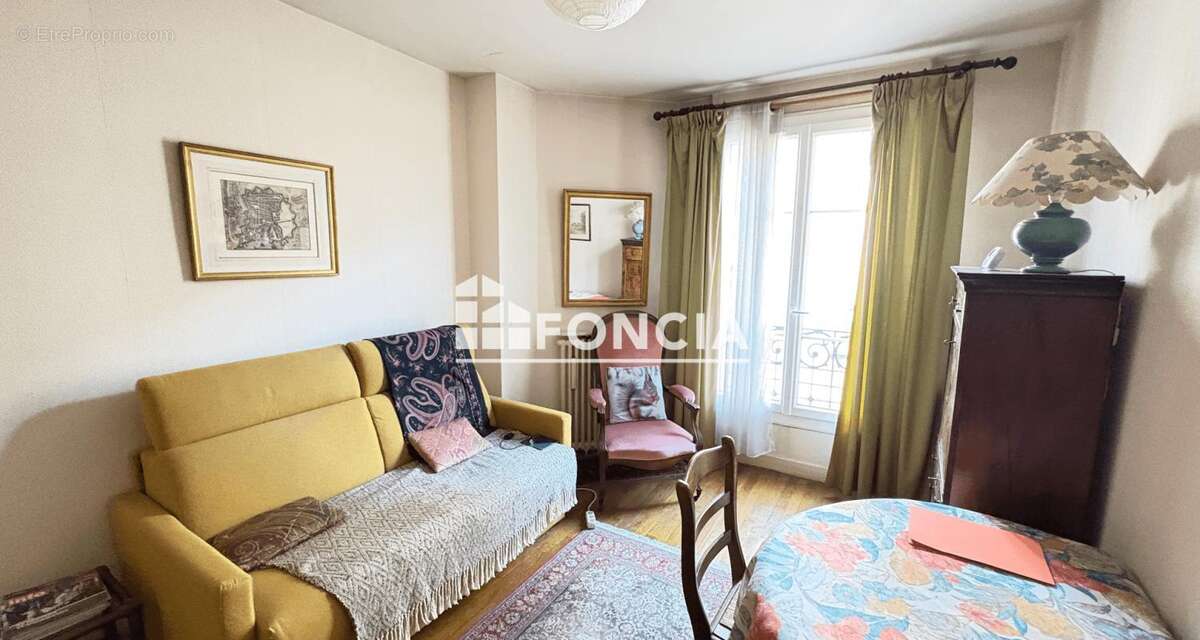Annonce exclusive Foncia Vincennes — Appartement 2 pièces, avenue du Petit Parc - photo 2