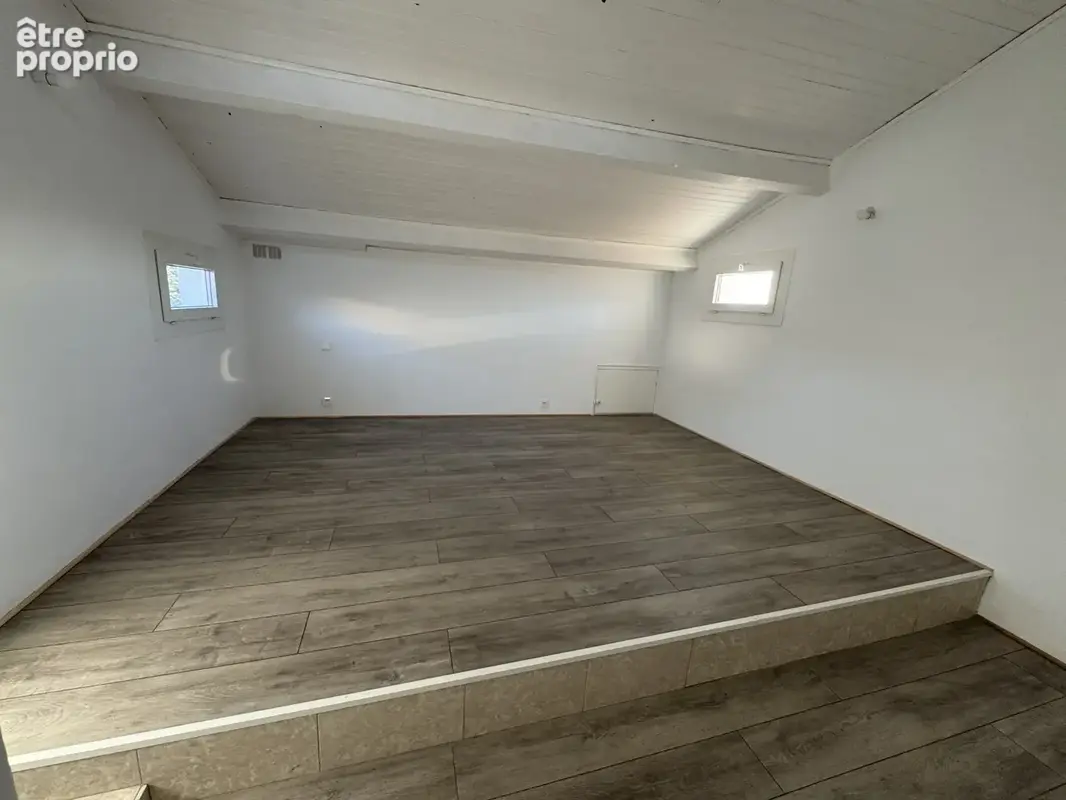 APPARTEMENT DE 122m2 entièrement renové - photo 12