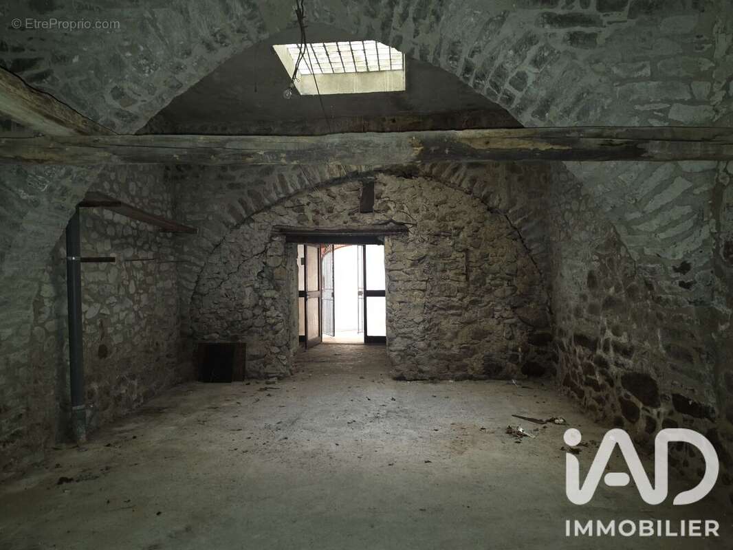 Maison 110 m² à Arles-Sur-Tech  - photo 3