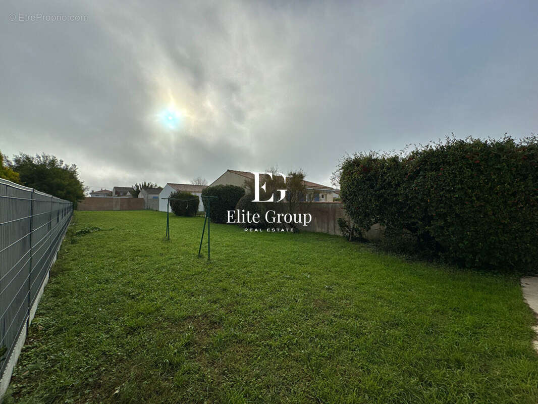 Maison à PORT-DES-BARQUES