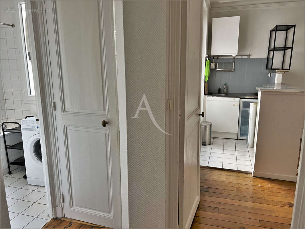 Appartement à PARIS-11E