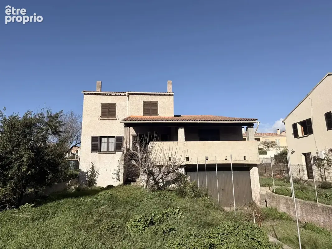 Photo Maison à Saint-Florent au prix de 448 000€