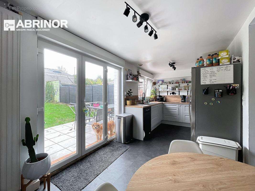 Maison à FACHES-THUMESNIL