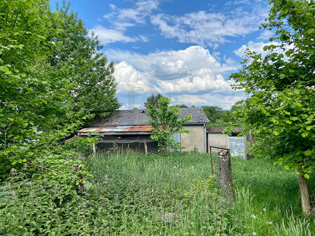 Maison à SAINT-BOMER-LES-FORGES