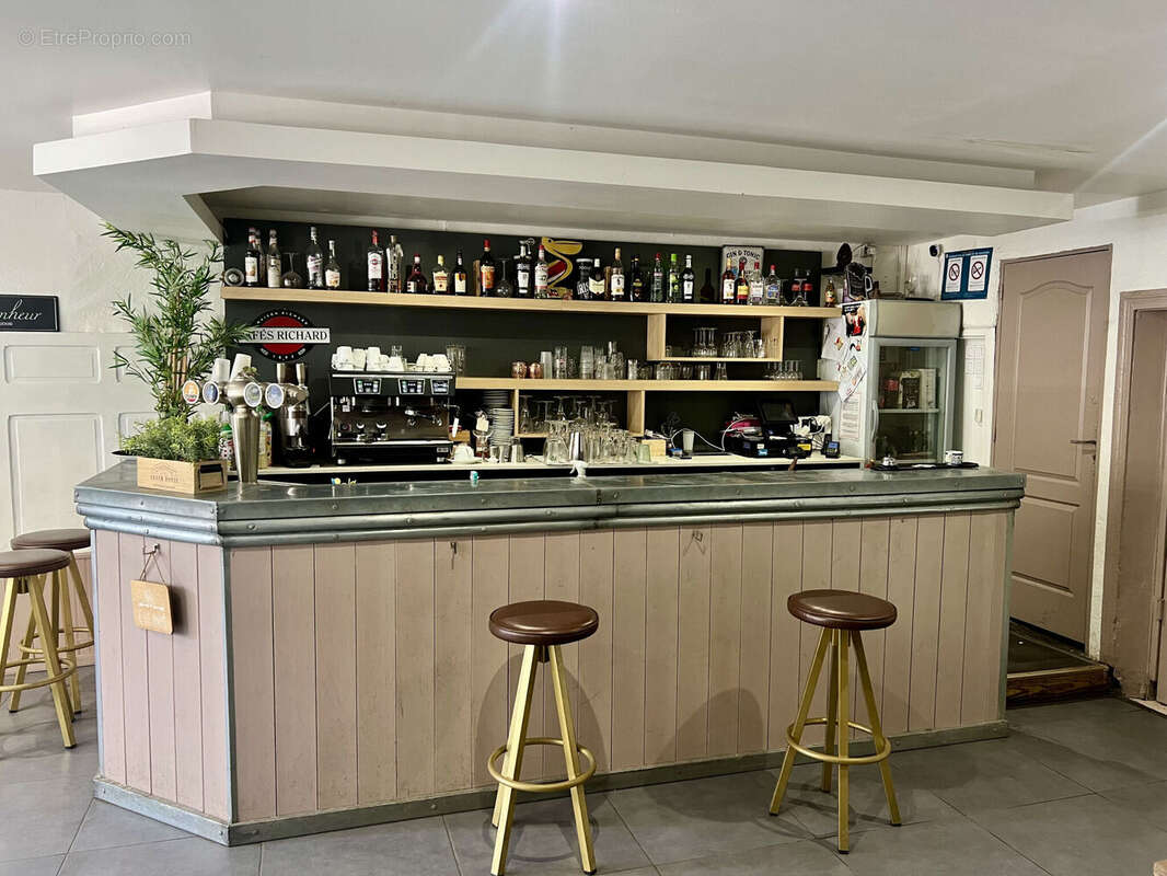 Photo 5 - Commerce à VERFEIL