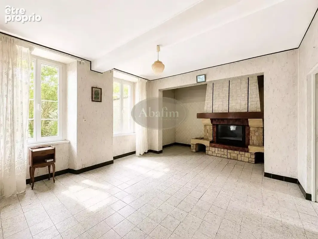 Grande maison avec garage - photo 2