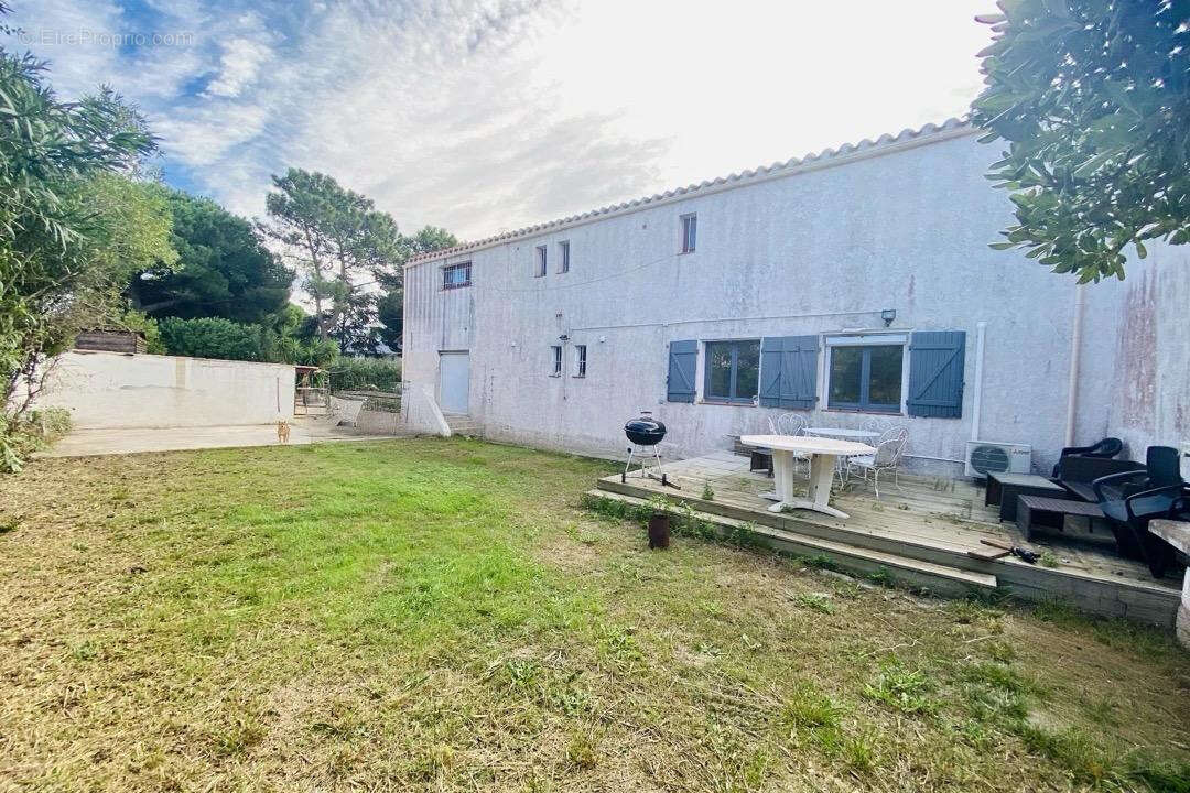 Maison à SAINT-CYPRIEN