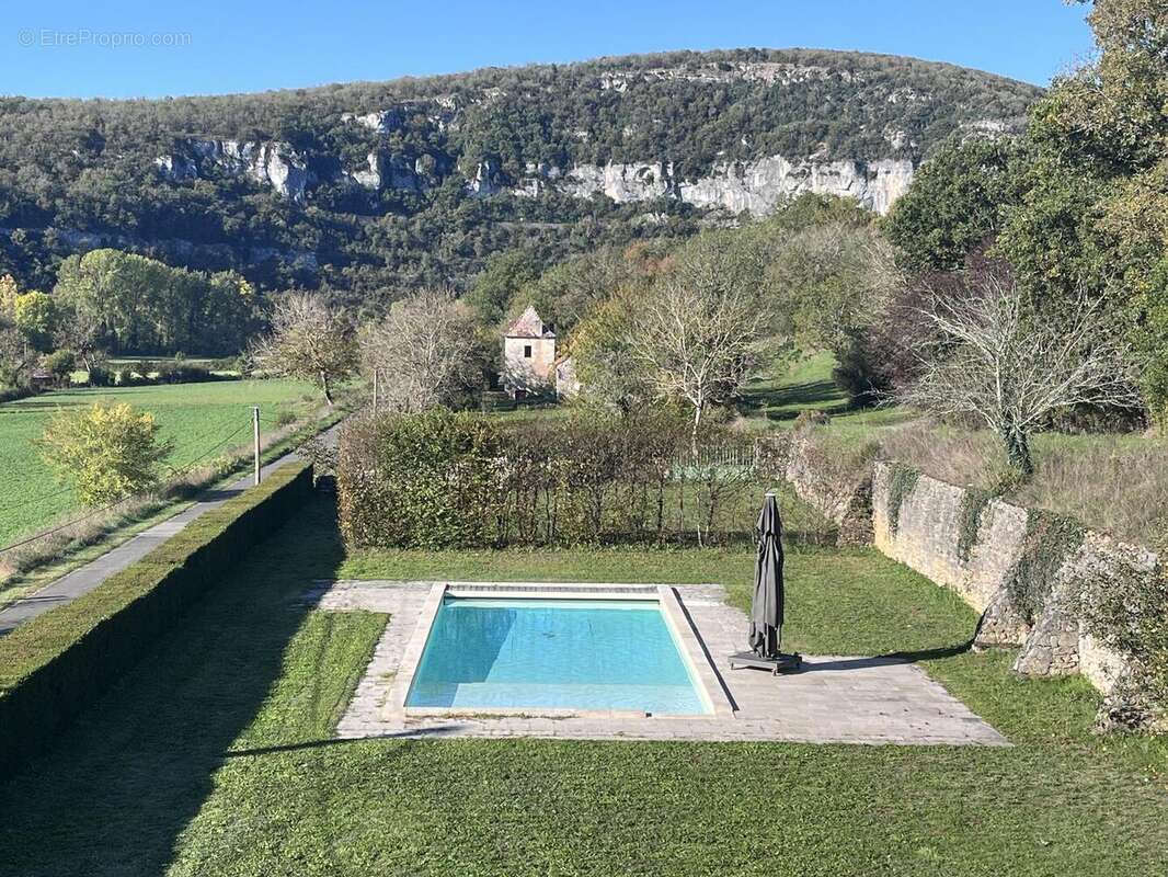 Piscine et vue - Maison à CAJARC
