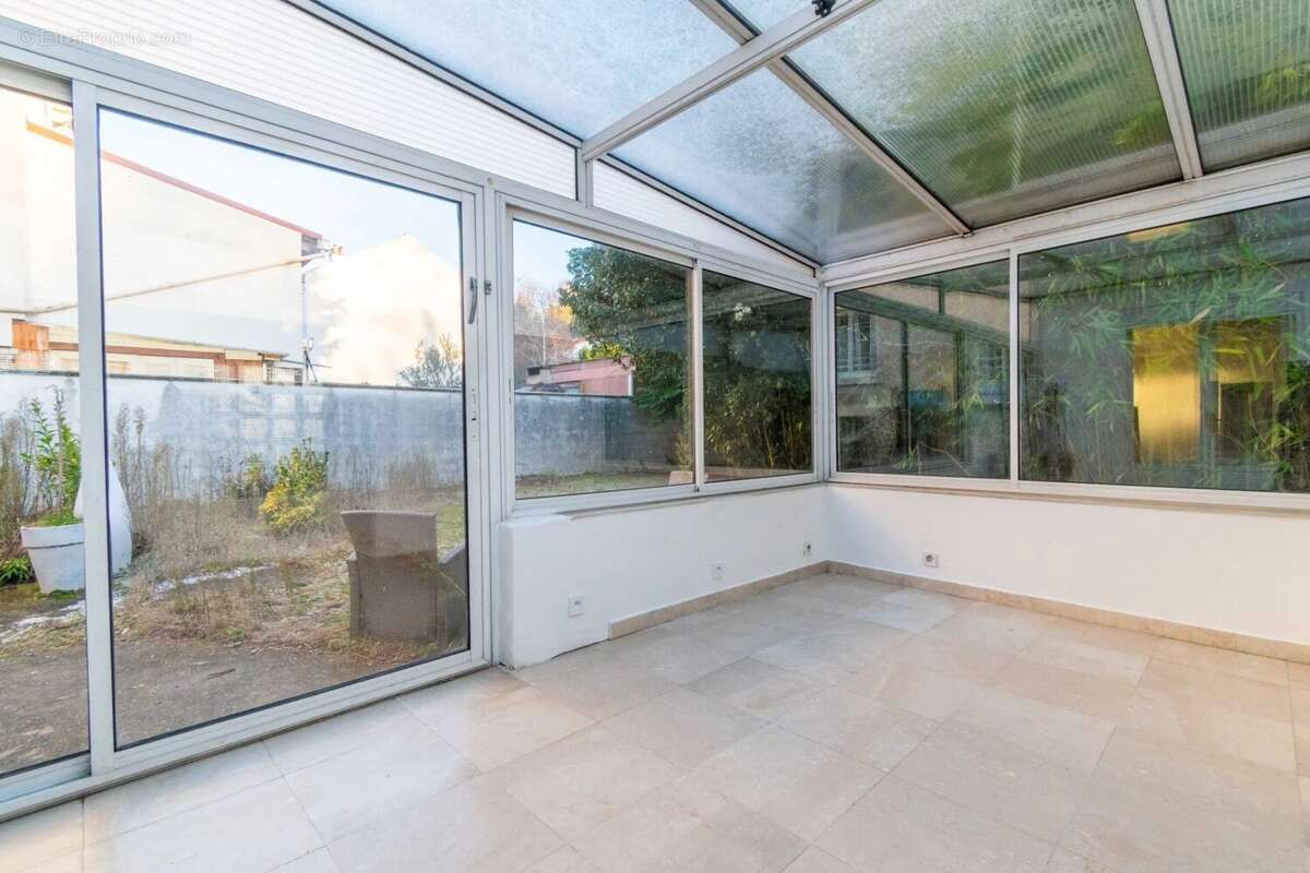 Maison à MONTMORENCY