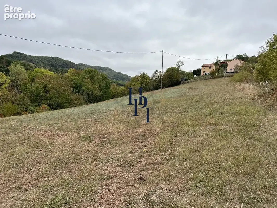 Vente Saint Affrique Terrain à bâtir de 5563m2 . - photo 1