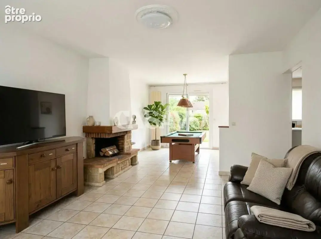 Vente Maison 7 pièces de 163m² - 77500 Chelles - photo 3