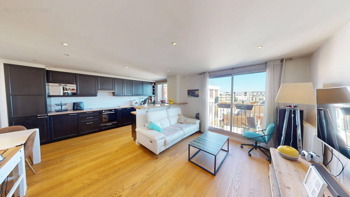 Appartement à LE PERREUX-SUR-MARNE