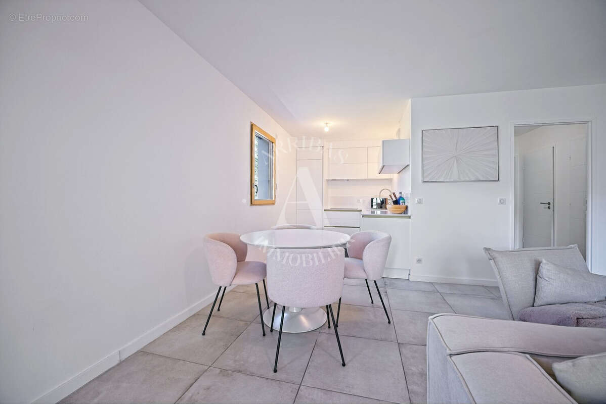Appartement à PREVESSIN-MOENS