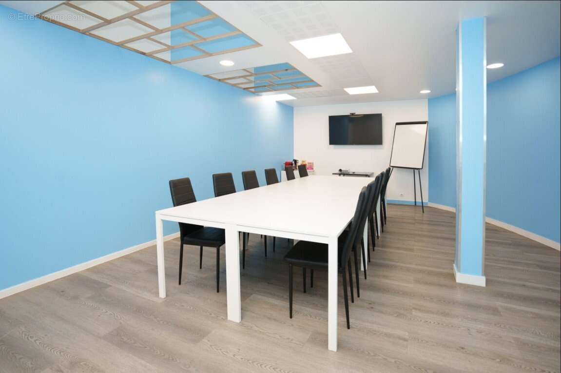 INVESTISSEMENT LOCATIF  LE BLANC-MESNIL  Résidence Affaires Logely Blanc-Mesnil - 6,24 % de rentabilité - photo 6