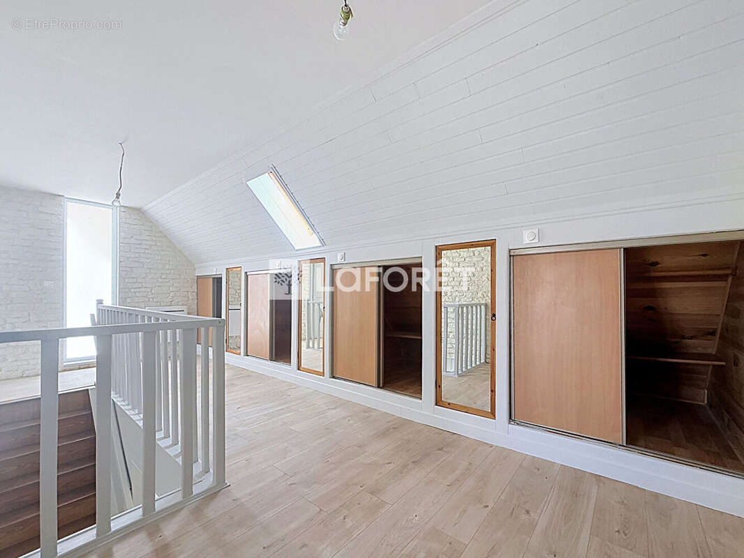 Maison à NANDY