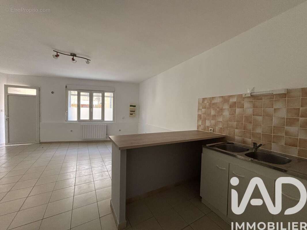 Photo 3 - Appartement à ARAMON