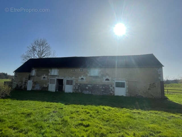 Maison à CONDE-SUR-HUISNE