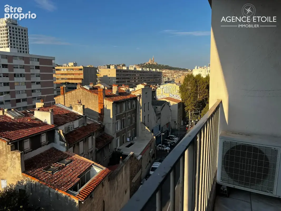Appartement à MARSEILLE-5E