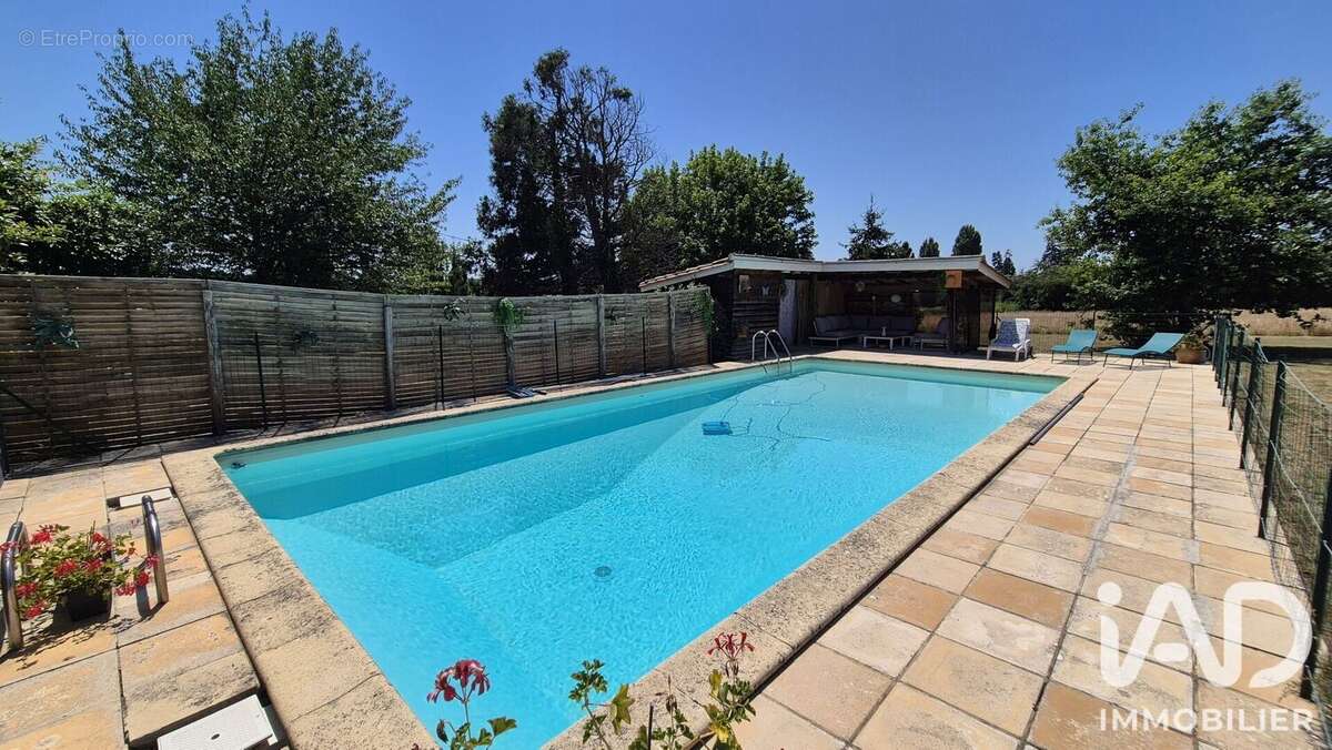 Maison 149 m² à Sauveterre-De-Guyenne  - photo 4