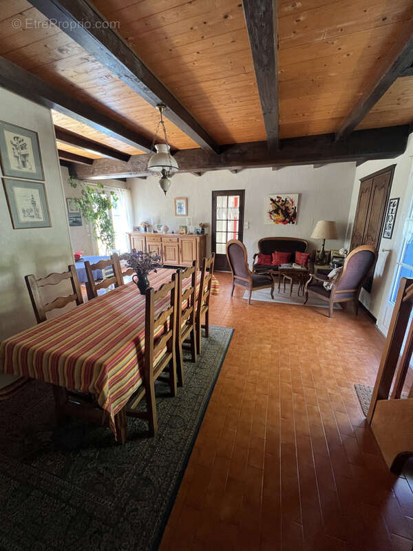 Maison à SAINT-AGNANT