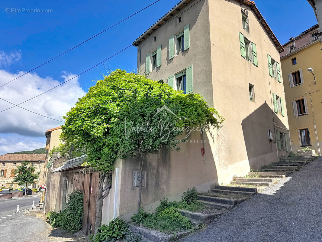 Maison à SAINT-AFFRIQUE