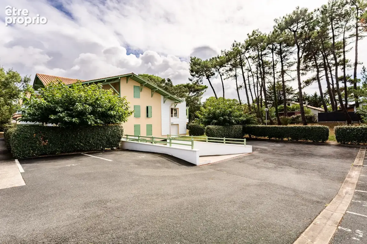 Triangle d'Or, Beau T2 sur jardin, au calme - photo 8