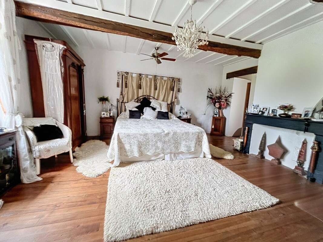 Maison à L&#039;ISLE-EN-DODON