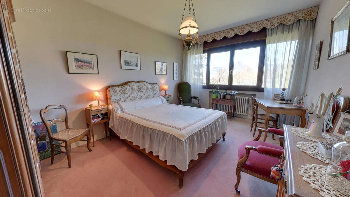 Appartement à ECHIROLLES