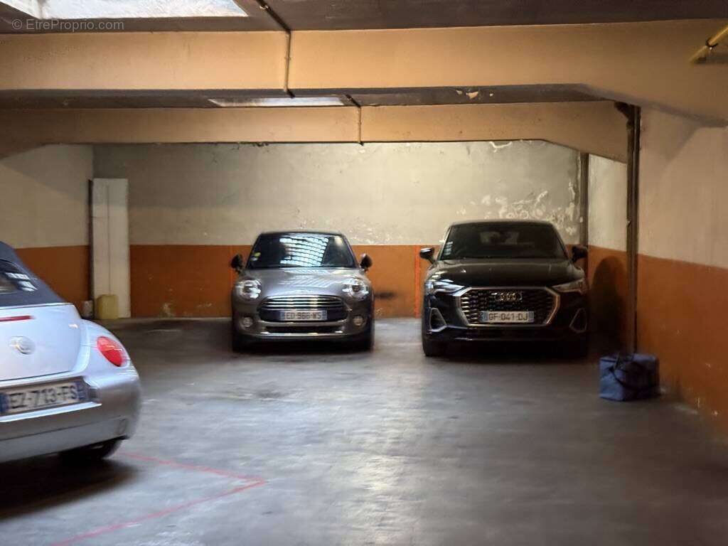 Appartement à MARSEILLE-8E