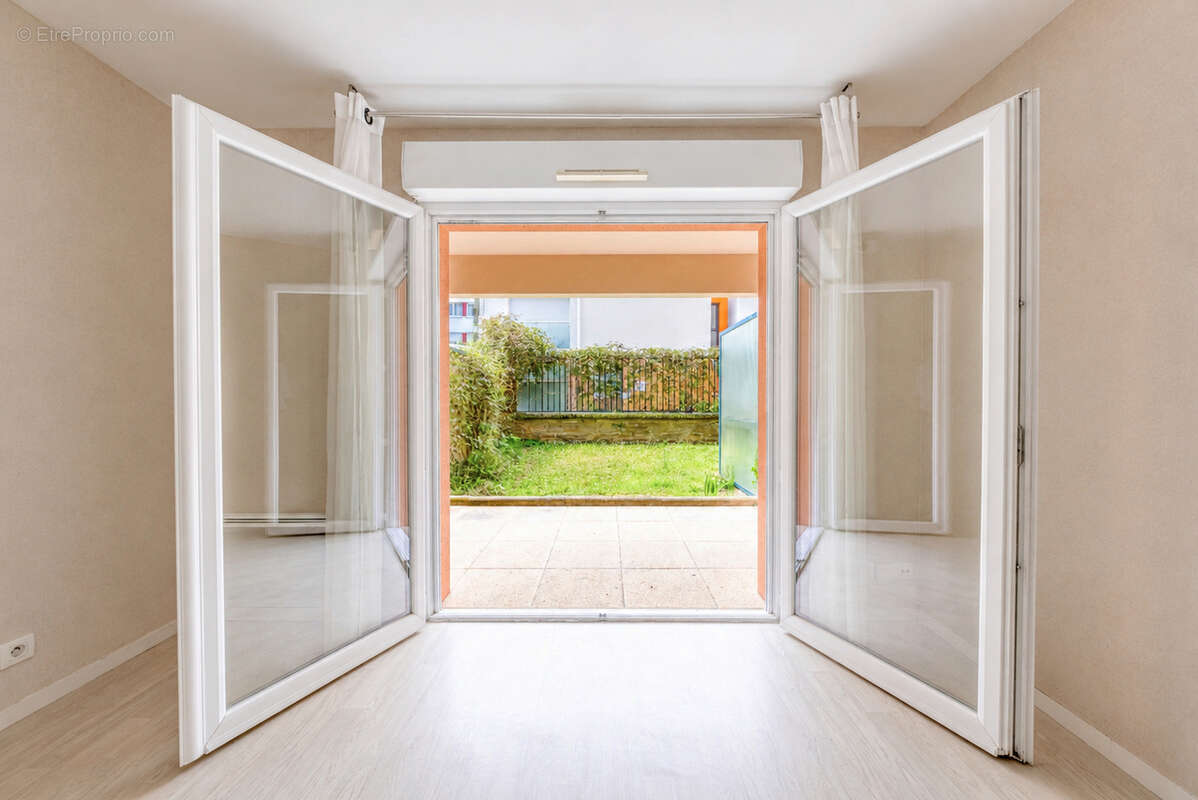 Appartement T2 - Bourg-l'Évêque / Anatole France / Nord Saint-Martin - photo 6