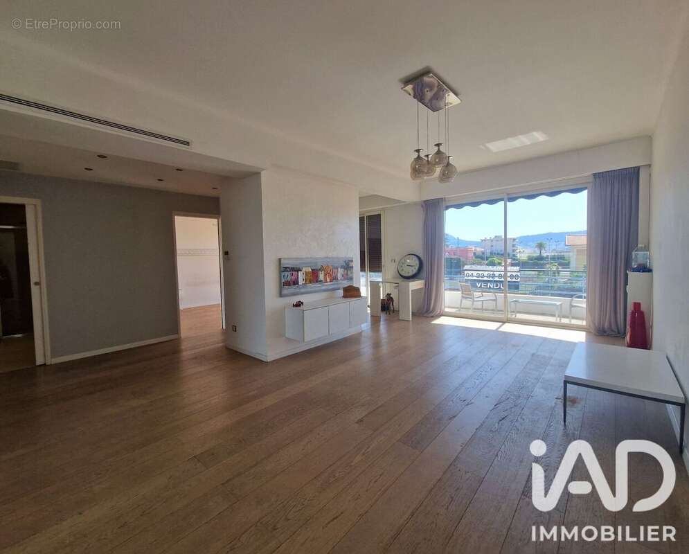Appartement 61 m² à Nice  - photo 2