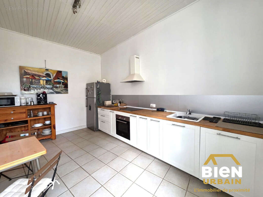 Maison à BELLEGARDE