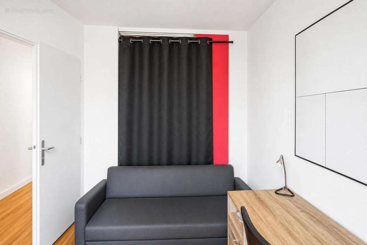 Appartement à VILLENEUVE-LA-GARENNE