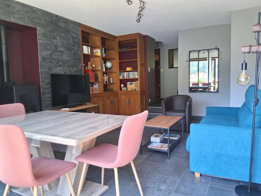 Appartement à LELEX