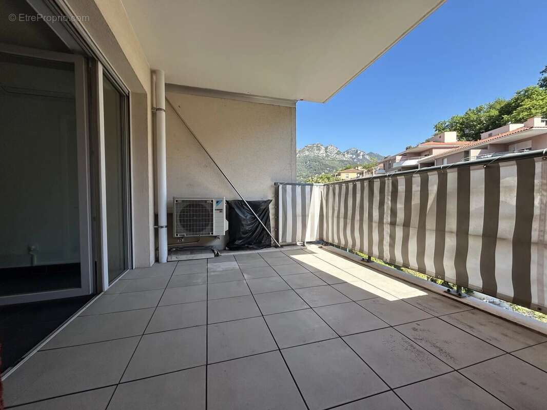 Appartement à MENTON