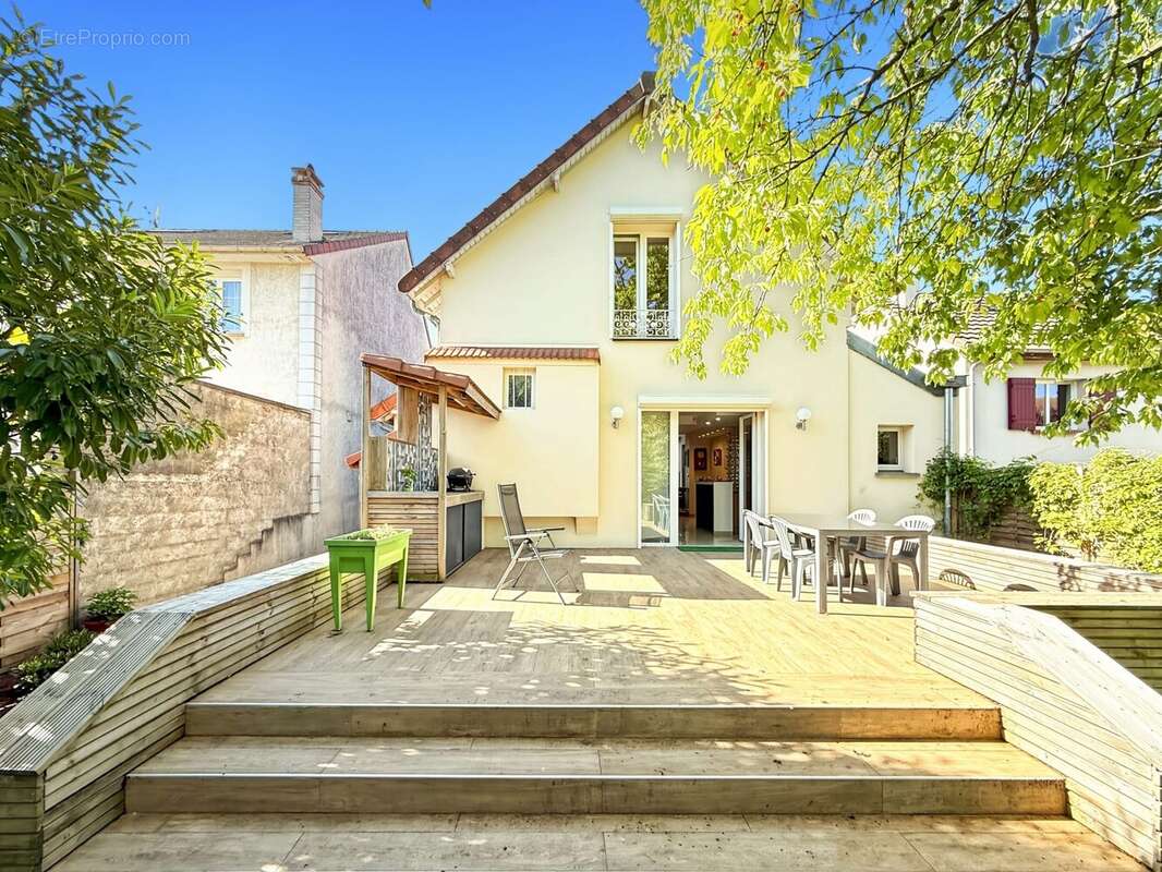 Maison à ORMESSON-SUR-MARNE