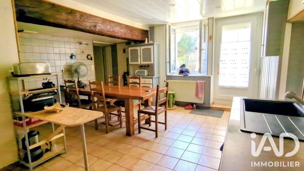 Maison 122 m² à Lavans-Vuillafans  - photo 6